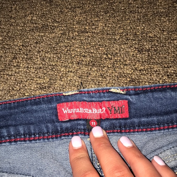 Jeans - Picture 2 of 3